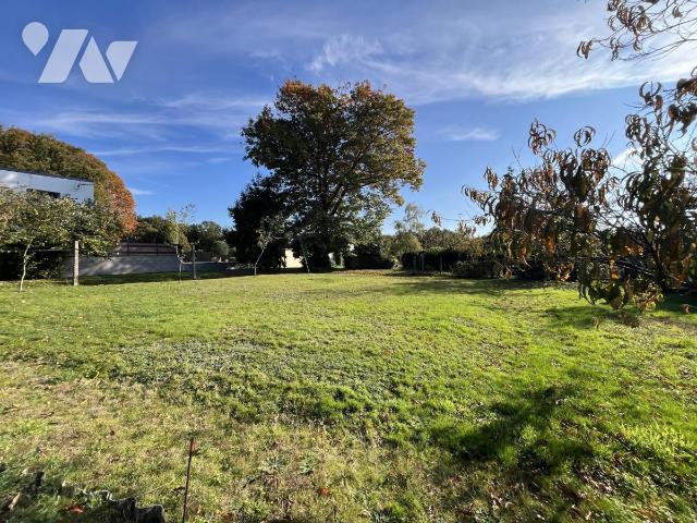 Terrain 1015 m² · à Ploërmel · 1 015 m² · 56 511 €