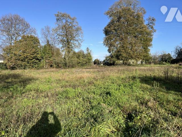 Terrain 1498 m² · à Ploërmel · 1 498 m² · 56 924 €