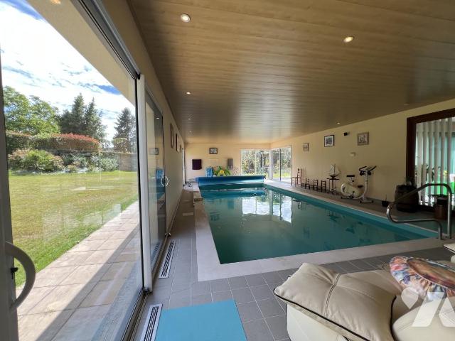 Maison 9 pièces 254 m² · à Ploërmel · 254 m² · 670 000 €