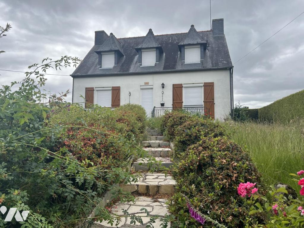 Maison 6 pièces 122 m² · à Ménéac · 122 m² · 190 000 €