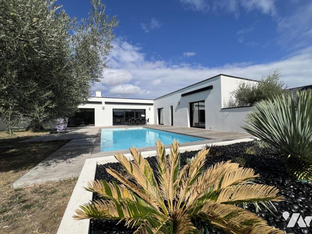 Maison 7 pièces 193 m² · à Ploërmel · 193 m² · 575 000 €