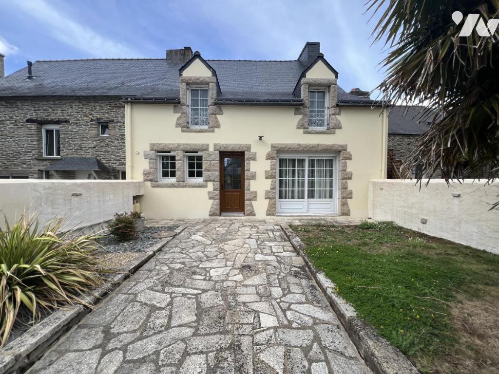 Maison 5 pièces 115 m² · à Montertelot · 115 m² · 200 000 €