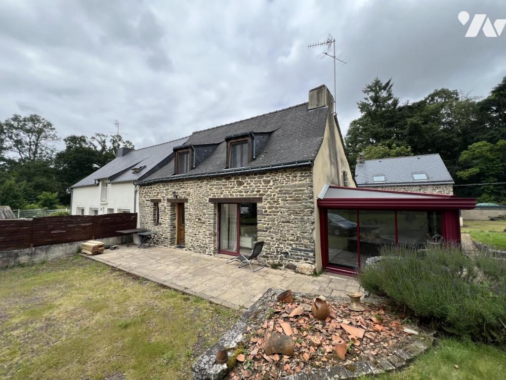 Maison 12 pièces 215 m² · à Loyat · 215 m² · 320 000 €