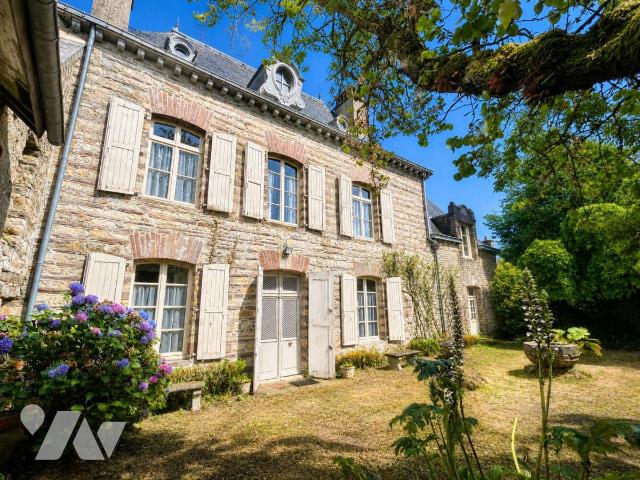 Maison 12 pièces 330 m² · à Plélan-le-Grand · 330 m² · 420 000 €