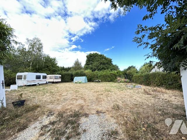Terrain 675 m² · à Réminiac · 675 m² · 12 000 €