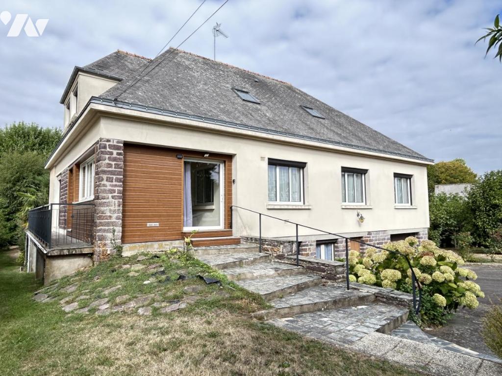 Maison 218 m² · à Guer · 218 m² · 260 000 €