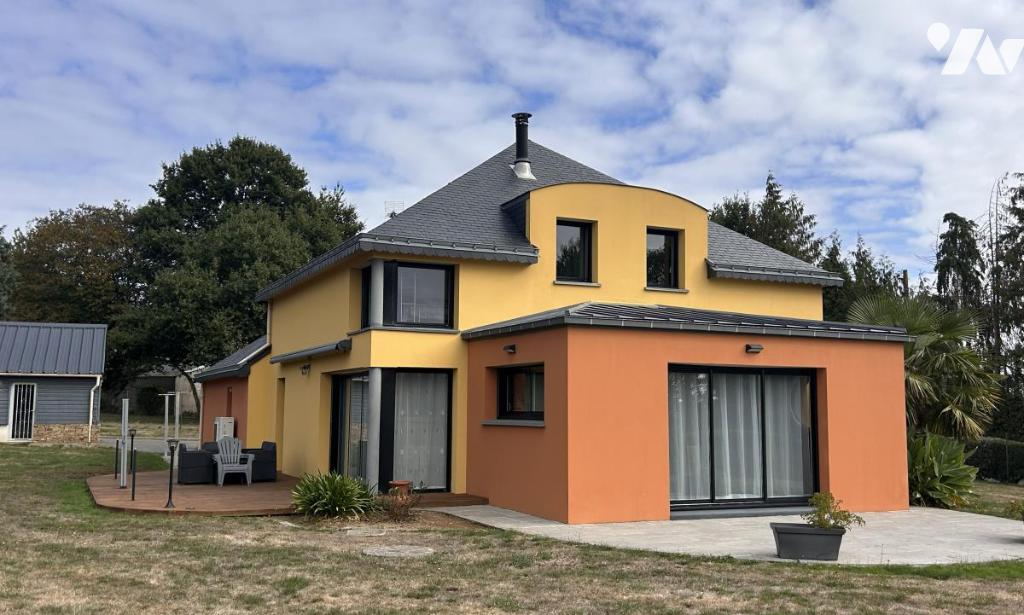 Maison 6 pièces 154 m² · à Carentoir · 153,6 m² · 317 000 €