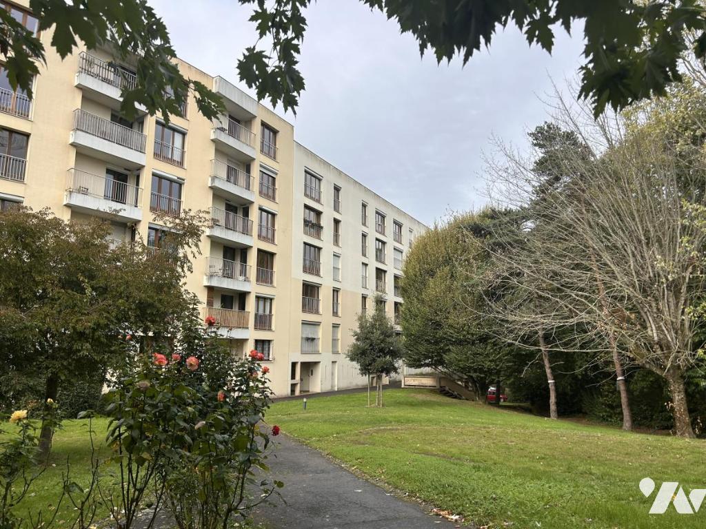 Appartement 3 pièces 61 m² · à Saint-Jacques-de-la-Lande · 61,1 m² · 155 000 €