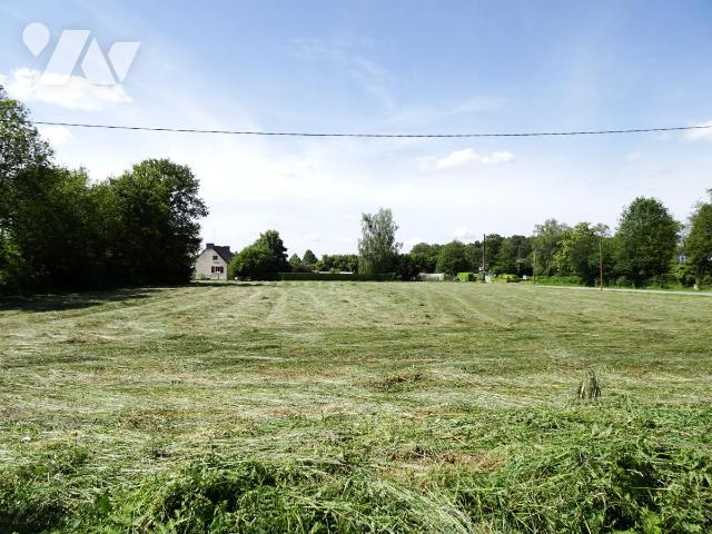 Terrain — Saint-Laurent-sur-Oust