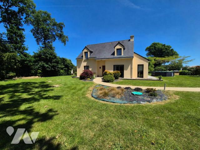 Maison 6 pièces 151 m² · à Pleucadeuc · 151 m² · 400 000 €