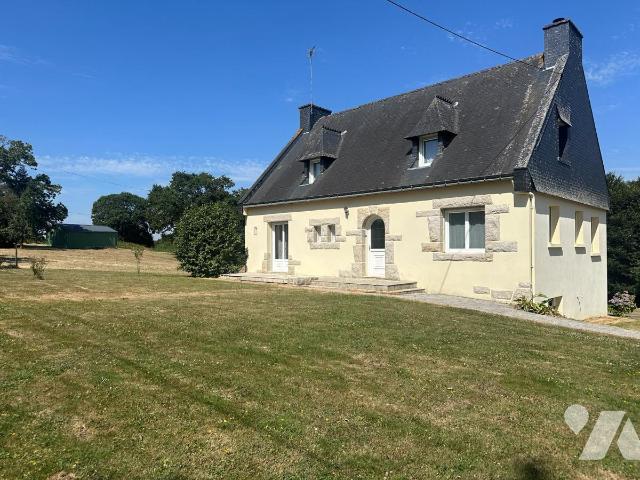 Maison 5 pièces 138 m² · à Bréhan · 138 m² · 165 000 €