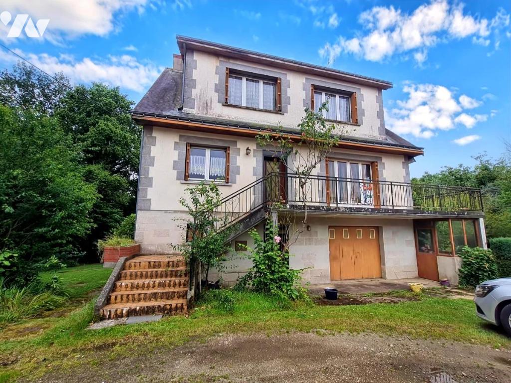 Maison 10 pièces 190 m² · à Réguiny · 190 m² · 200 000 €
