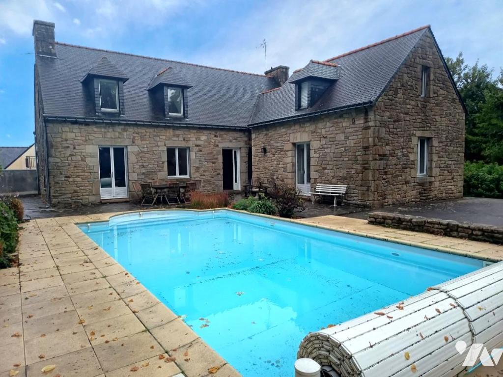 Maison 206 m² · à Pontivy · 206 m² · 350 000 €