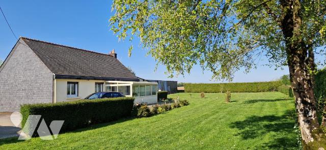 Sale - House/Villa - ST GERAND - 69 m² - 5 rooms - 56062-2183