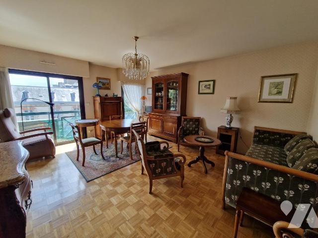 Sale - Apartment - PONTIVY - 69.93 m² - 3 rooms - 56062-2194