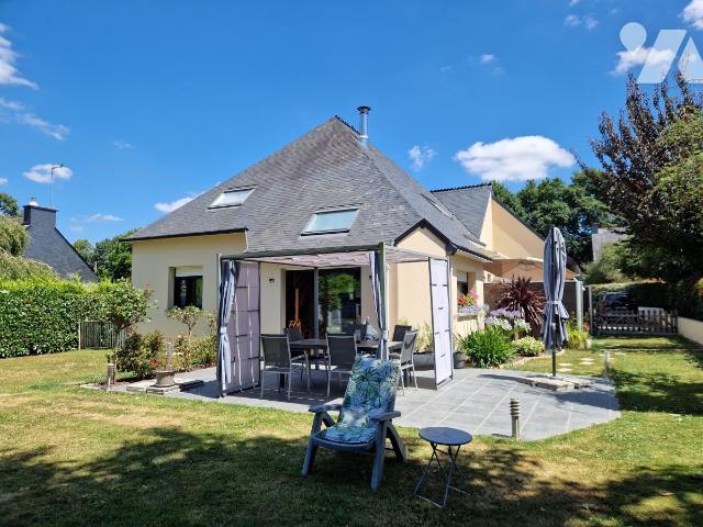 Sale - House/Villa - ST THURIAU - 140 m² - 6 rooms - 56062-2212