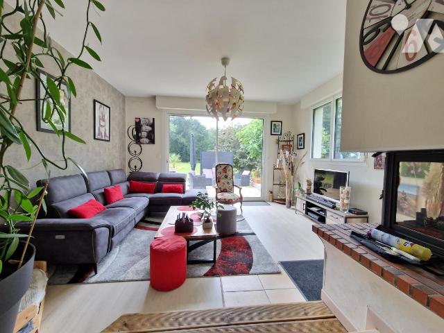 Vente - Maison / villa - NOYAL PONTIVY - 121,01 m² - 4 pièces - 56062-2230
