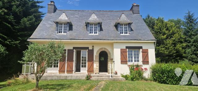 Sale - House/Villa - LE QUILLIO - 133.45 m² - 6 rooms - 56062-2233