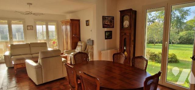 Sale - House/Villa - MALGUENAC - 128 m² - 5 rooms - 56062-2245