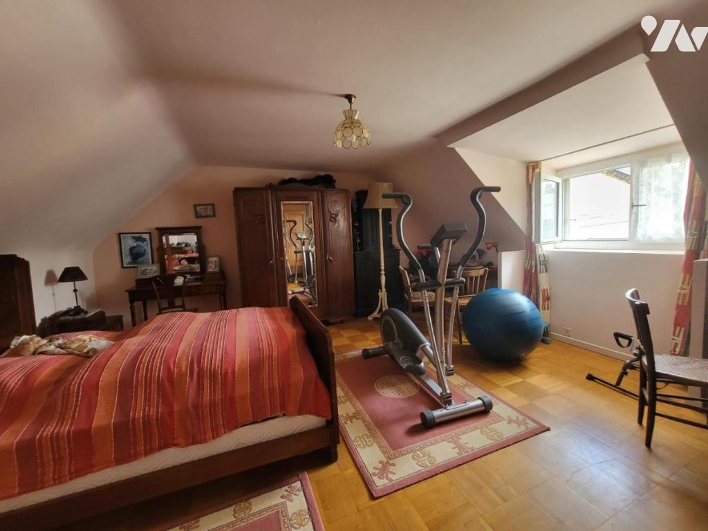 VENTE maison-ST HERNIN (29)