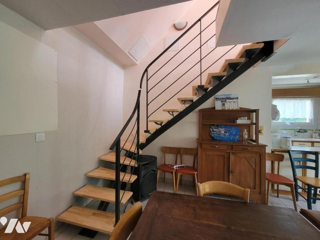 VENTE maison-ST HERNIN (29)