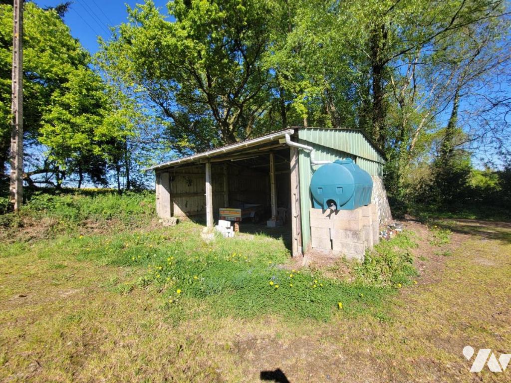 VENTE maison-ST HERNIN (29)