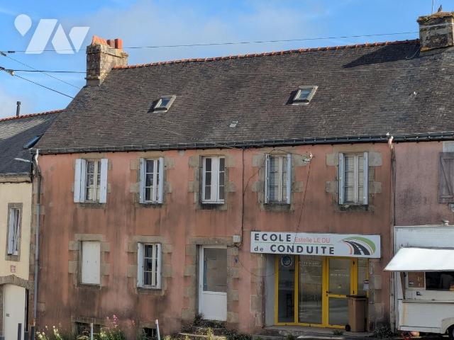 Immeuble 189 m² · à Gourin · 189 m² · 195 000 €