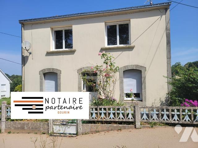 Maison 8 pièces 110 m² · à Gourin · 110 m² · 130 000 €