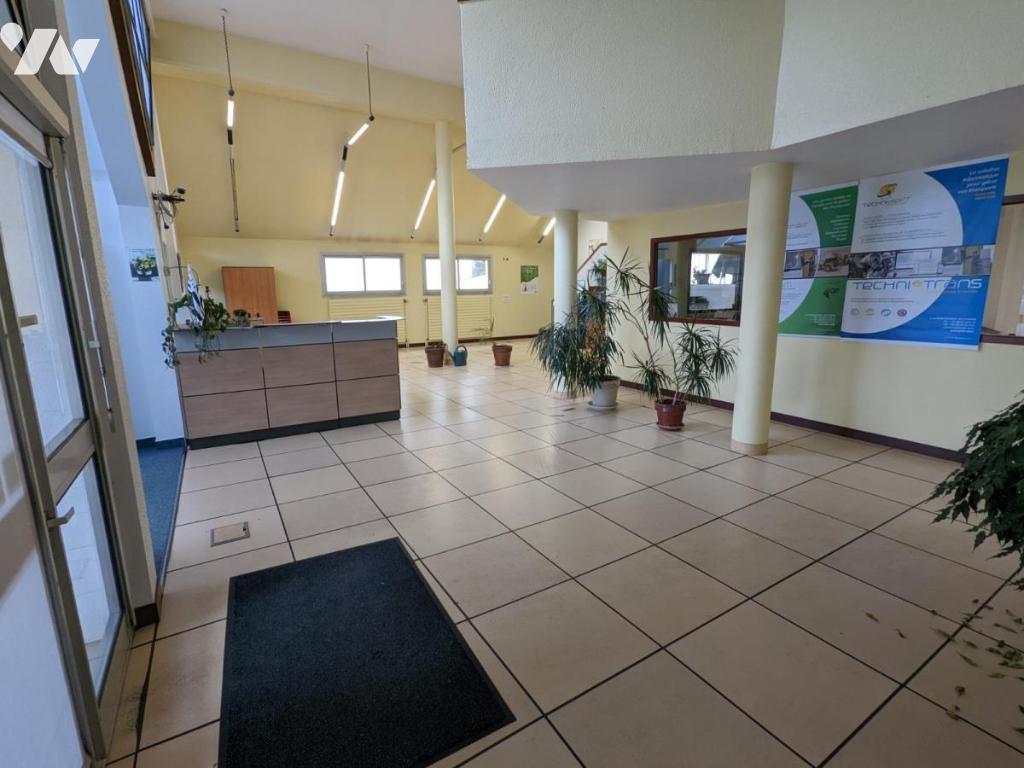 Maison 11 pièces 590 m² · à Gourin · 590 m² · 300 000 €