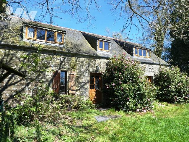 Maison 5 pièces 130 m² · à Maël-Carhaix · 130 m² · 138 000 €