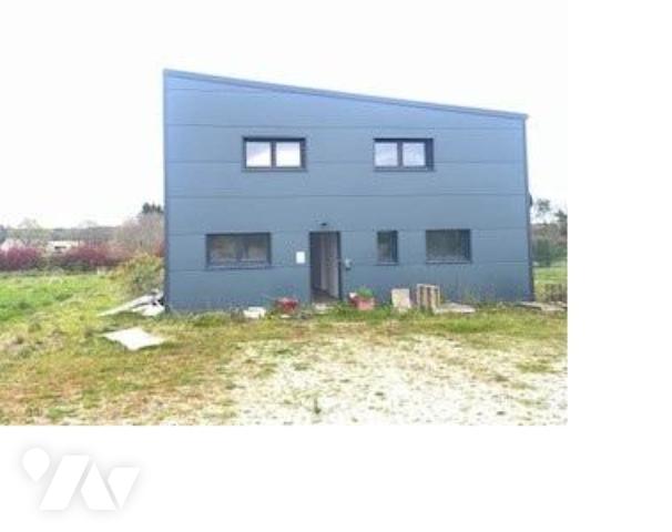 Local divers 1m² — Cruguel