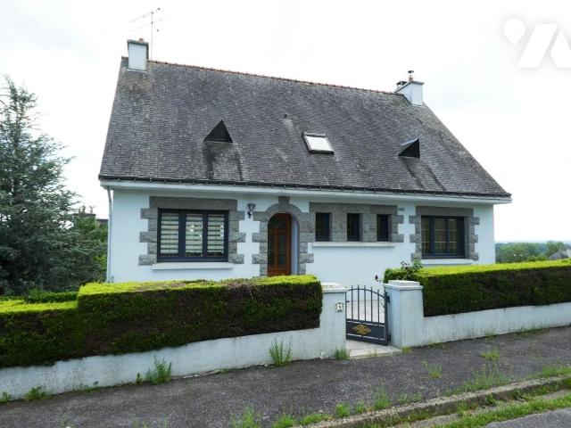 Maison 5 pièces 140 m² · à Guémené-sur-Scorff · 140 m² · 215 000 €
