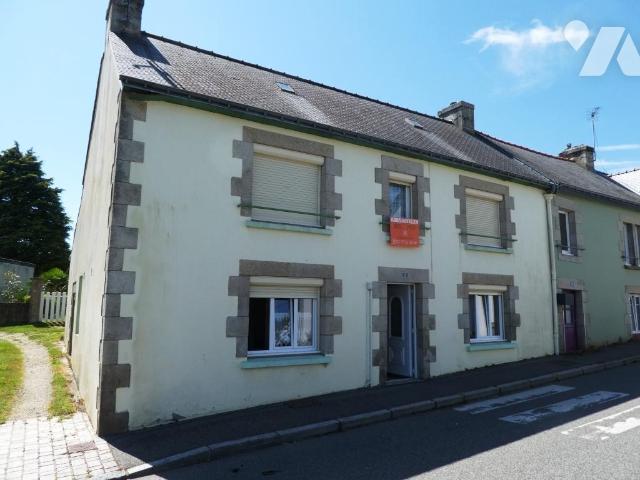 Maison 90m² — Saint-Caradec-Trégomel
