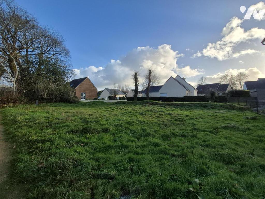 Terrain 427 m² · à Locqueltas · 427 m² · 118 000 €