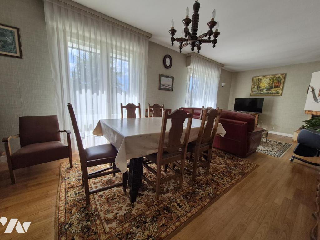 Maison 5 pièces 132 m² · à Évellys · 132 m² · 170 000 €