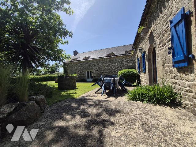 Maison 300m² — Locmaria-Grand-Champ