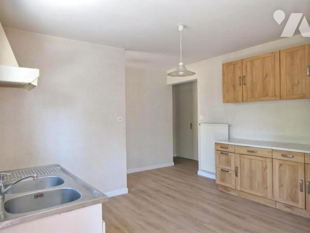 Maison 5 pièces 112 m² · à Locminé · 112 m² · 240 000 €