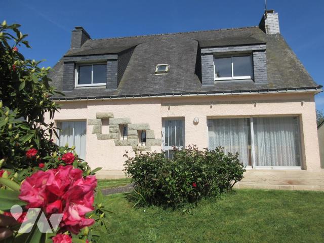Maison 6 pièces 137 m² · à Moréac · 137 m² · 210 000 €