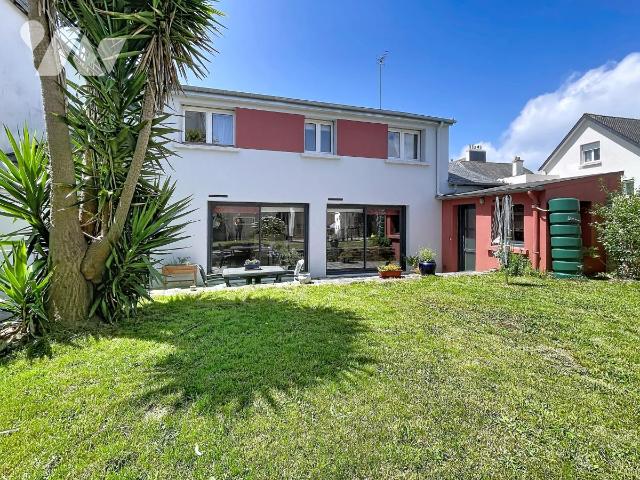 Maison 7 pièces 157 m² · à Lorient · 157 m² · 460 000 €