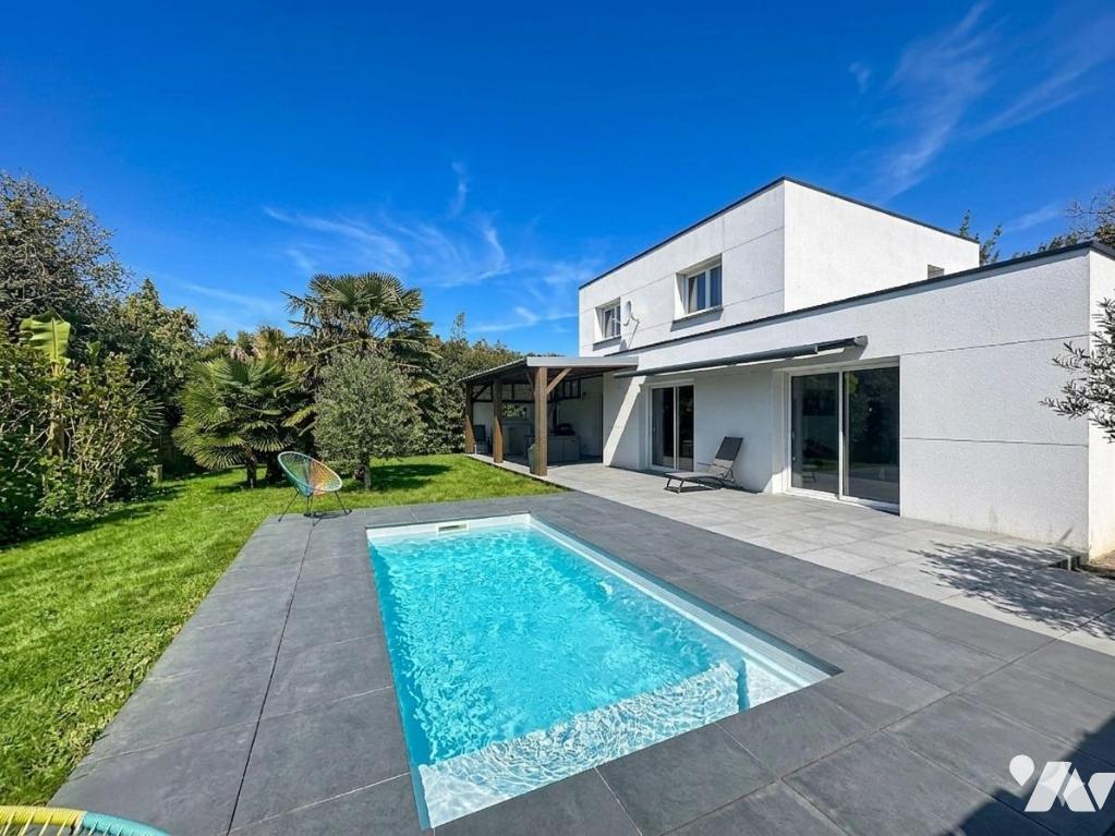 Maison 5 pièces 123 m² · à Caudan · 123 m² · 430 000 €