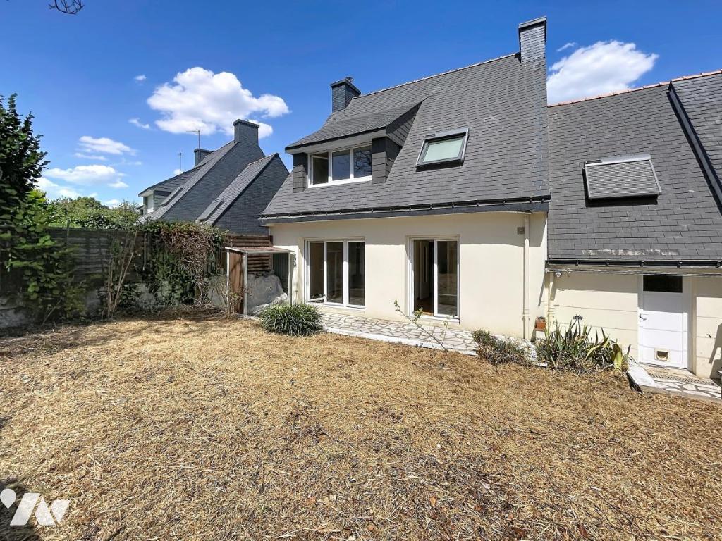 Maison 6 pièces 104 m² · à Lorient · 103,6 m² · 300 000 €