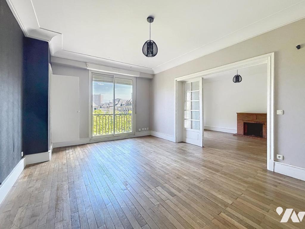 Appartement 3 pièces 103 m² · à Lorient · 103 m² · 200 000 €