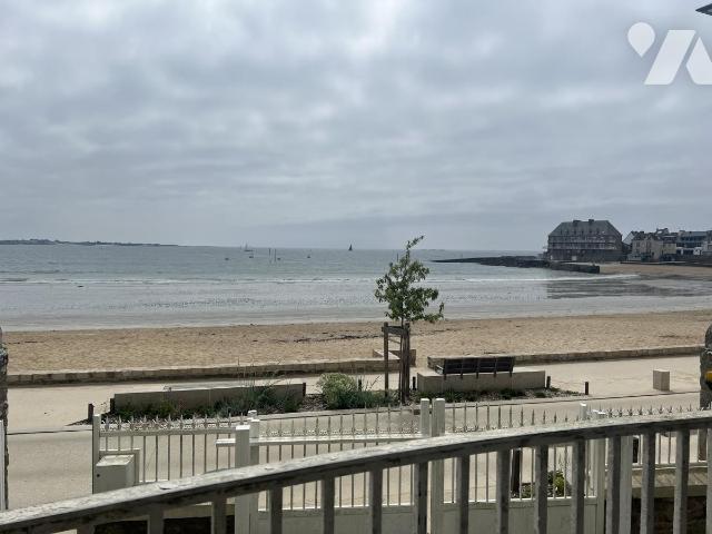 Maison 8 pièces 165 m² · à Larmor-Plage · 165 m² · 2 100 000 €