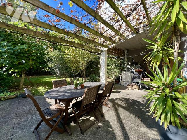Maison 8 pièces 159 m² · à Lorient · 159 m² · 500 000 €