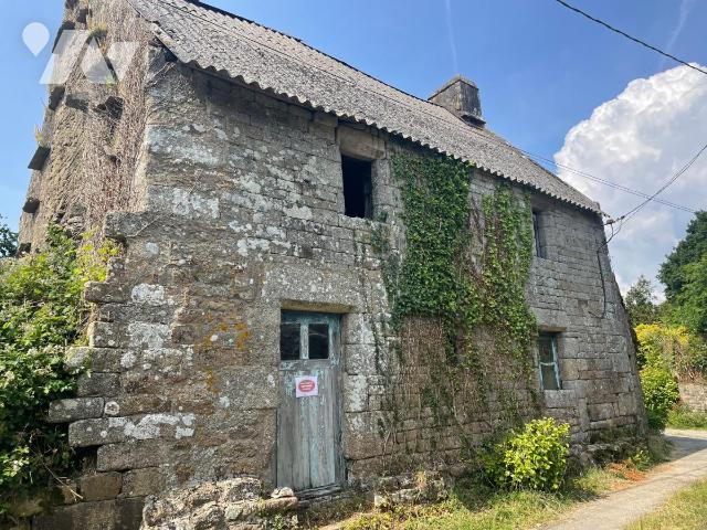 Local divers 75m² — Lanvénégen