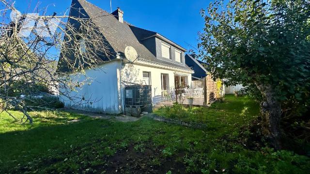 Maison 5 pièces 104 m² · à Inguiniel · 104 m² · 150 000 €