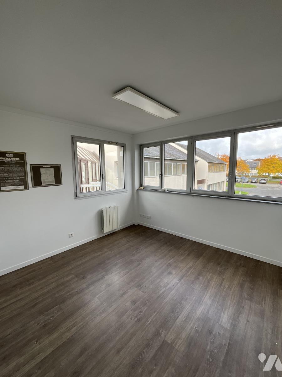 VENTE localActivites-PLOEMEUR (56)