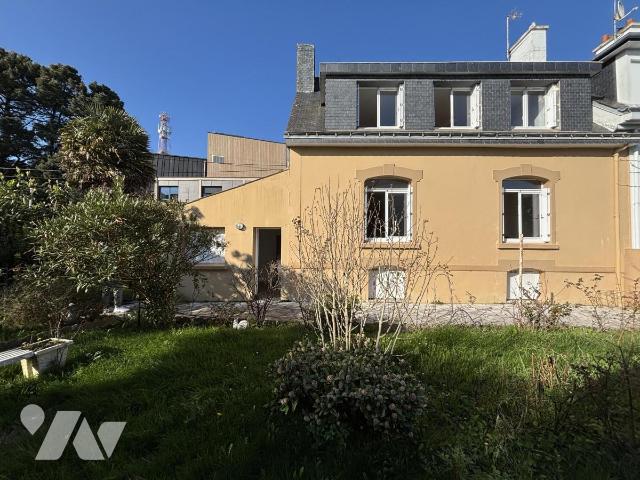 Maison 5 pièces 107 m² · à Lorient · 107,2 m² · 325 000 €