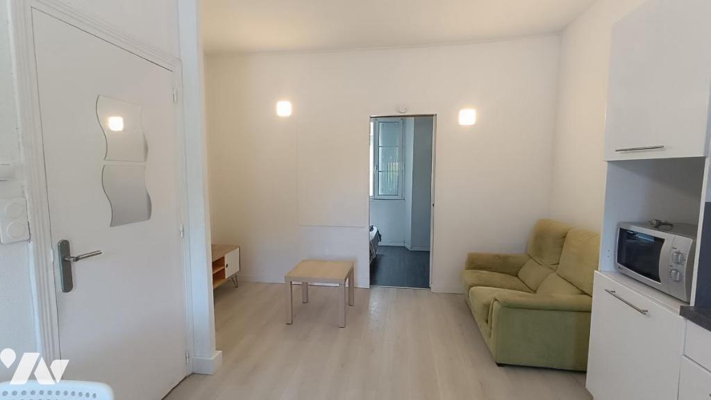 Appartement 2 pièces 30 m² · à Lorient · 29,6 m² · 580 €