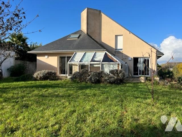 Maison 6 pièces 100 m² · à Lanester · 100 m² · 385 000 €